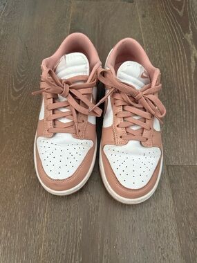 Nike Low-Top Sneakers in White and Dusty Rose Low Dunks